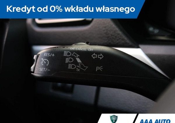 Volkswagen Amarok cena 135000 przebieg: 119320, rok produkcji 2018 z Przemyśl małe 436